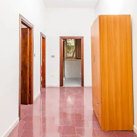 Kareema 2d Con Accesso Diretto Di